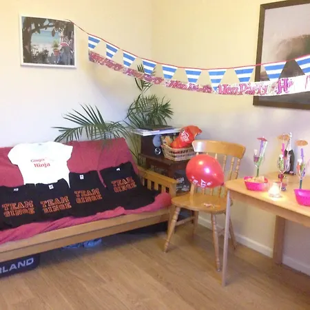 Smarties 3* New Quay